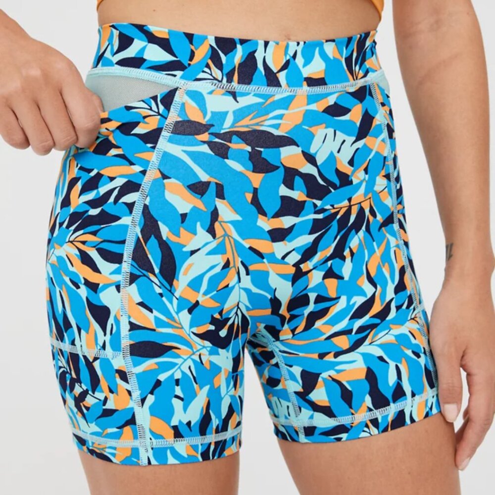 aerie Goals bike shorts blue leaf print size small